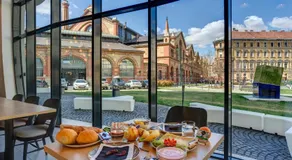 MEININGER Budapest Great Market Hall - Image 3