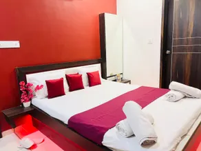 Corporate Penthouse Near Intl Cricket Stadium with Sky Orbit, Pool, AC, Fast WiFi - Image 2