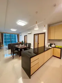 Imperial Suite Apartment - Image 4