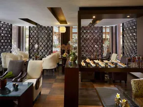 Strategic Club Room #V128 - Image 3