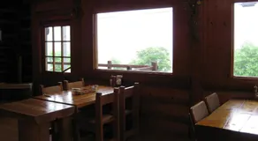 Log Cottage Himawari - Image 4