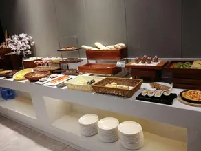 Weishi Jinxiu Hotel - Image 4