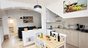 Katy's Home - Image 3