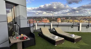 Relax Penthouse And Spa - Image 4