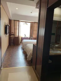 Linjiang International Cruise Hotel (Shanghai Youyi Road) - Image 2