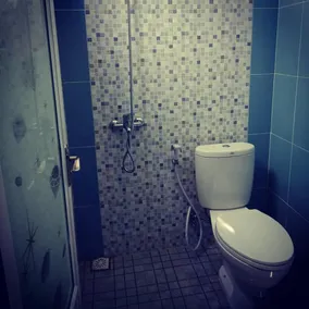 ZG Homestay Solo 6 kmr tidur - Image 5