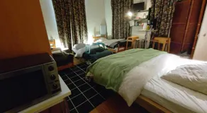 De la Maison Restau' à la Chambre en particulier - Image 2