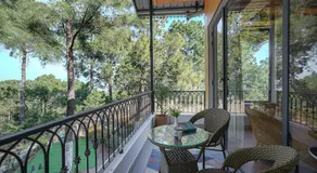 ELIVAAS 1BHK Pine View Resort  - Image 5