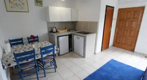 Apartments Lastavica - Image 3