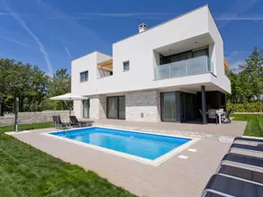 Villa in Novigrad with Pool  Rooftop Terrace - Image 4