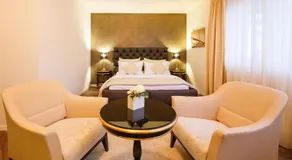 Business Hotel First - Image 2