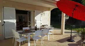 Suite dans villa provençale avec parking et piscine - Image 5
