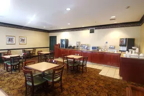 Wingate Suites by Wyndham Youngstown - Austintown - Image 5