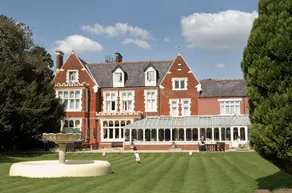 Doubletree By Hilton St. Anne's Manor - Image 3