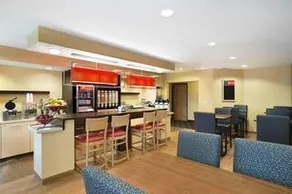 TownePlace Suites Houston Energy Corridor/Katy Freeway - Image 3
