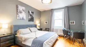 Huge King Room in 3 BedRoom Great Location Downtown Mtl - Image 2