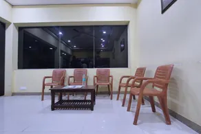 OYO 28094 Rathneshwari Residency - Image 2