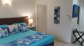 Jackies Studio Apartment - Image 2