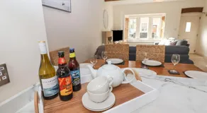 1 Grosvenor Farm Cottages - Image 4