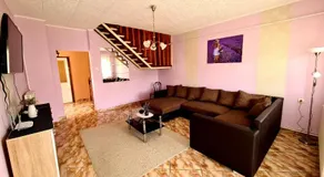 Veronika Guesthouse - Image 2