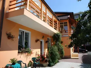 Suri Guesthouse - Image 5