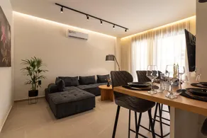 Irisma Luxury Villa with private pool - Image 3