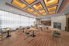 Karst International Hotel (Huanjiang Bridge Branch) - Image 3
