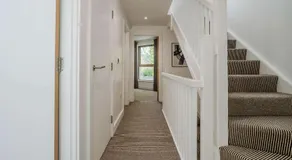 The Townhouse I 4BR I Roof Terrace I Sleeps 8 - Image 3