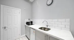 The Balmoral Guesthouse - Image 2