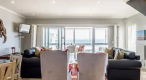Zeezicht Apartments - Image 2
