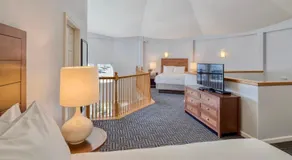 LANG WHARF RESORT NEWPORT RI - Image 2