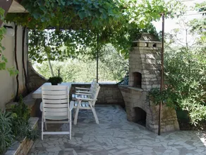 Ferienwohnung mit Pool, Terrasse und Grill | Gartenblick - Image 5