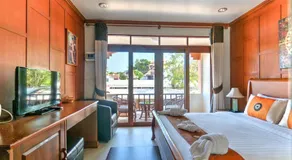 Palm Beach Resort - Image 2