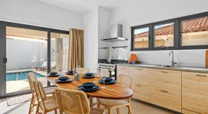 Koko Nido – Modern Luxury Pool Villa in Noord - Image 3