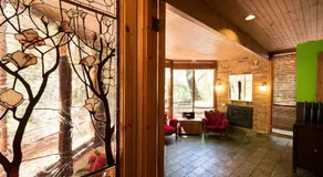 Linden Gardens Rainforest Retreat - Image 4