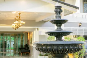 The Mercy Hotel - Image 4