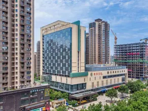 Titan Central Park Hotel - Image 5