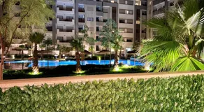 5 min CMN Pool Balcony - Image 4