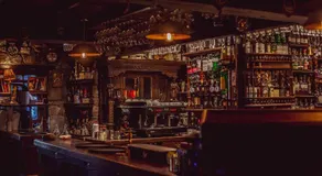 The George Hotel - Image 4