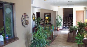 Lyons Inn - Image 4