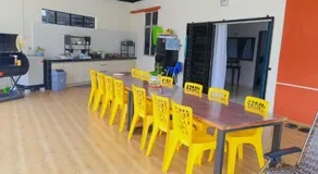 Sayang Pool Homestay Mslim Only - Image 2