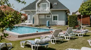 Kék Vendégház Family Resort - Image 3
