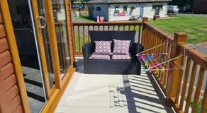 Mildreds Lodge with Hot Tub - Image 3