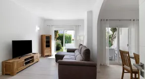 Villa con piscina, griglia e terrazza | Vista sul giardino | Ideale per lavorare da remoto - Image 2