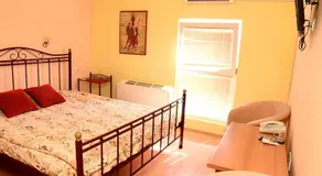 B&B Queen - Image 2