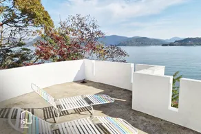 Large Beachfront Island Villa Sleeps 12 Ideal for Groups - Image 4