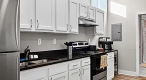 The Matt Winn Suite A Cozy Modern Brick Home - Image 4