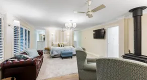 Washington Cottage - Image 2