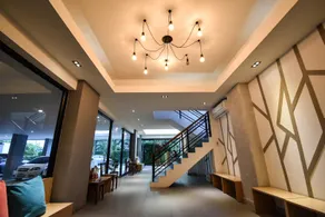 B Boutique Hotel - Image 2