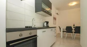 4 Stars Apartments-Pikula - Image 5